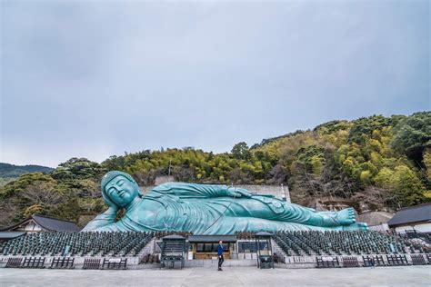 후쿠오카 관광지: 바다와 도시의 조화를 찾아서