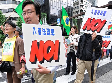 일본 입국심사: 왜 우리는 여전히 그들의 문화에 매료되는가?